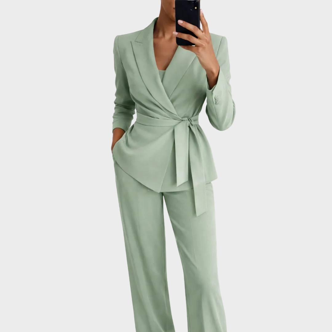 Cláudia | Conjunto Blazer com Laço e Calças Perna Larga Mulher
