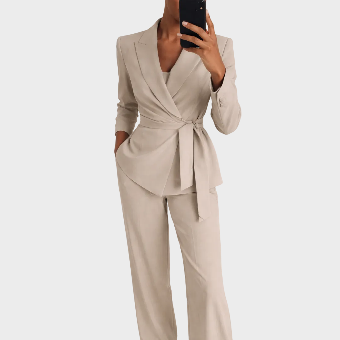 Cláudia | Conjunto Blazer com Laço e Calças Perna Larga Mulher