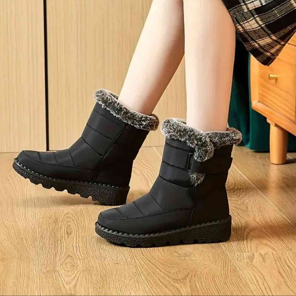 Clementine | Women's Winter Snow Boots with Fur-Look Trim