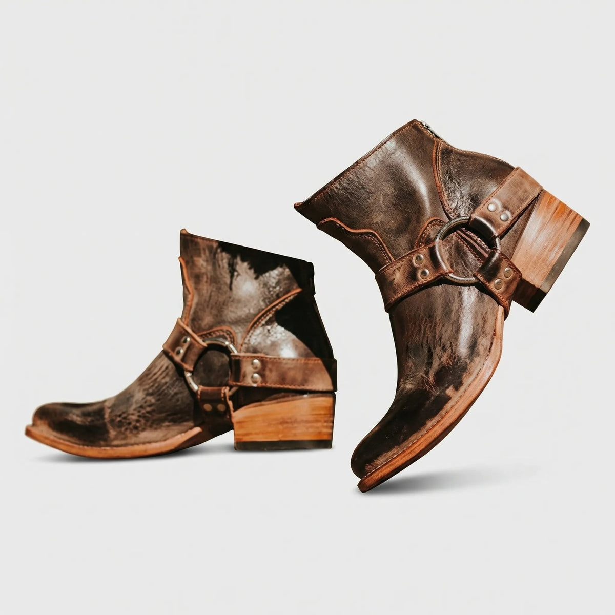 Constança | Botins Cowboy de Pele Mulher Fivela Metálica
