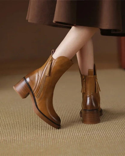 Daniela | Botins de Couro Mulher Salto Bloco com Fecho
