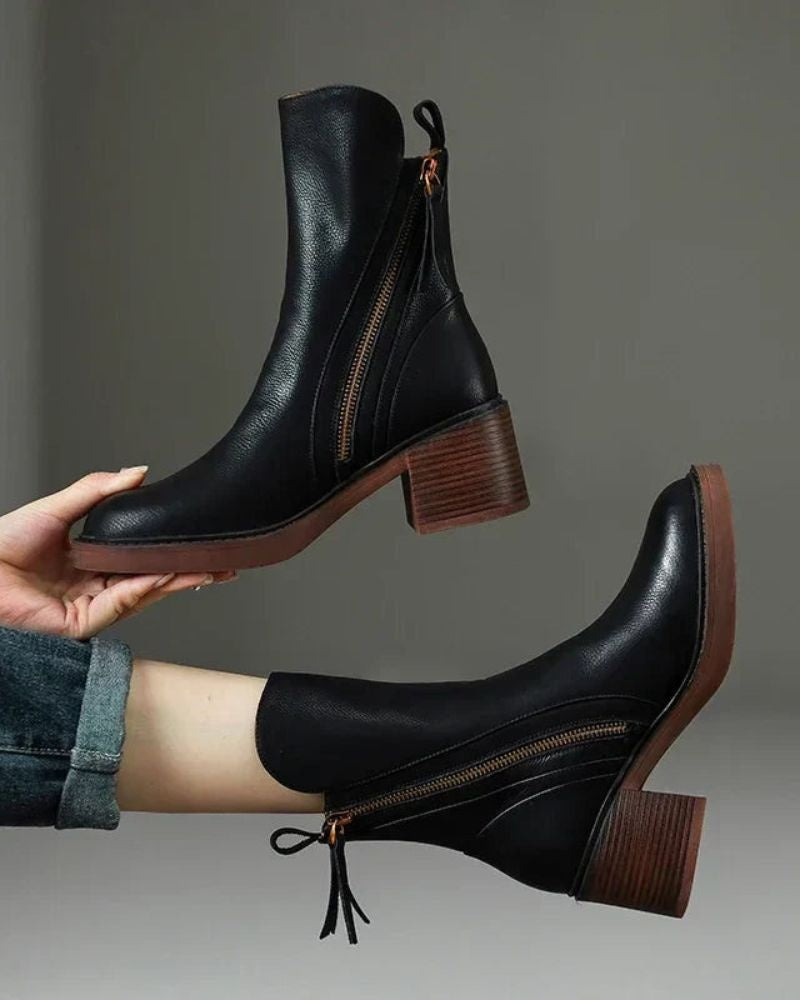 Daniela | Botins de Couro Mulher Salto Bloco com Fecho