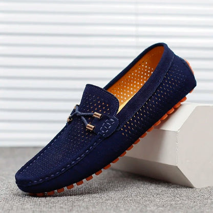 Dinis | Mocassins de Camurça Perfurada Homem Slip-On Detalhe Metálico