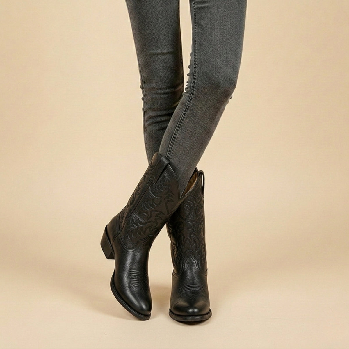Filipa | Cowboy Boots Mulher Bordado Cano Médio