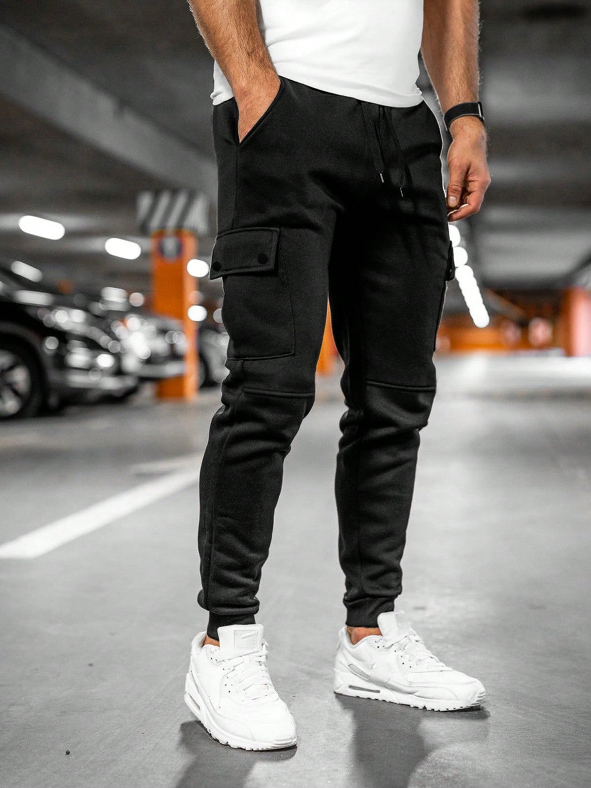 Gonçalo | Calças Cargo Homem Jogger com Bolsos Laterais