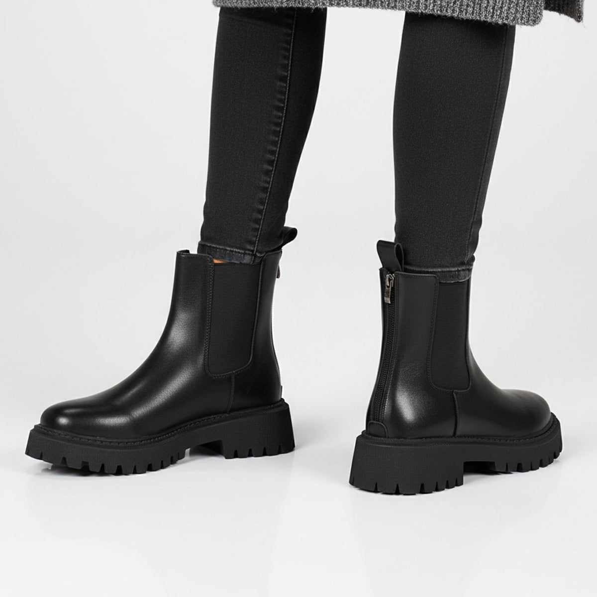 Noemi | Women's Chunky Lug Sole Chelsea Boots Elastic Side