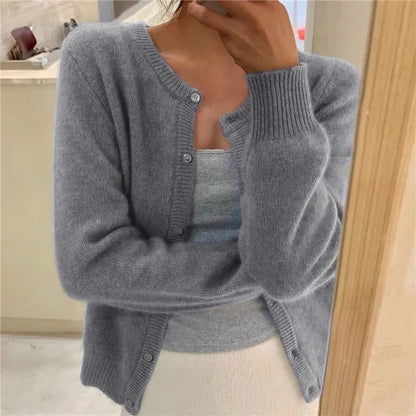 Leonor | Cardigan de Malha Suave Mulher Decote Redondo com Botões