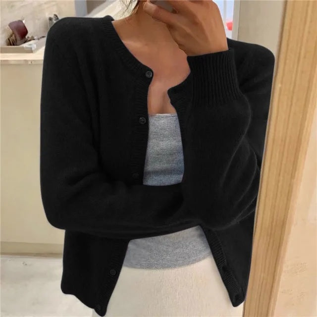 Leonor | Cardigan de Malha Suave Mulher Decote Redondo com Botões