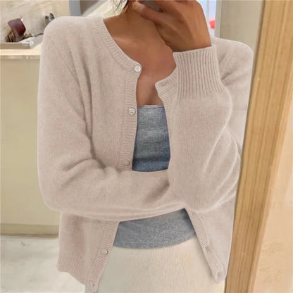 Leonor | Cardigan de Malha Suave Mulher Decote Redondo com Botões