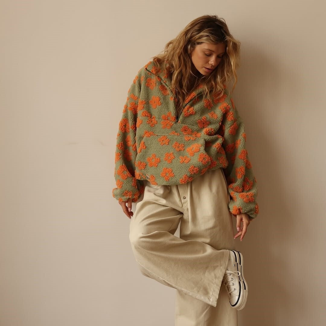 Leonor | Casaco de Fleece Teddy Floral Oversized Mulher Zíper