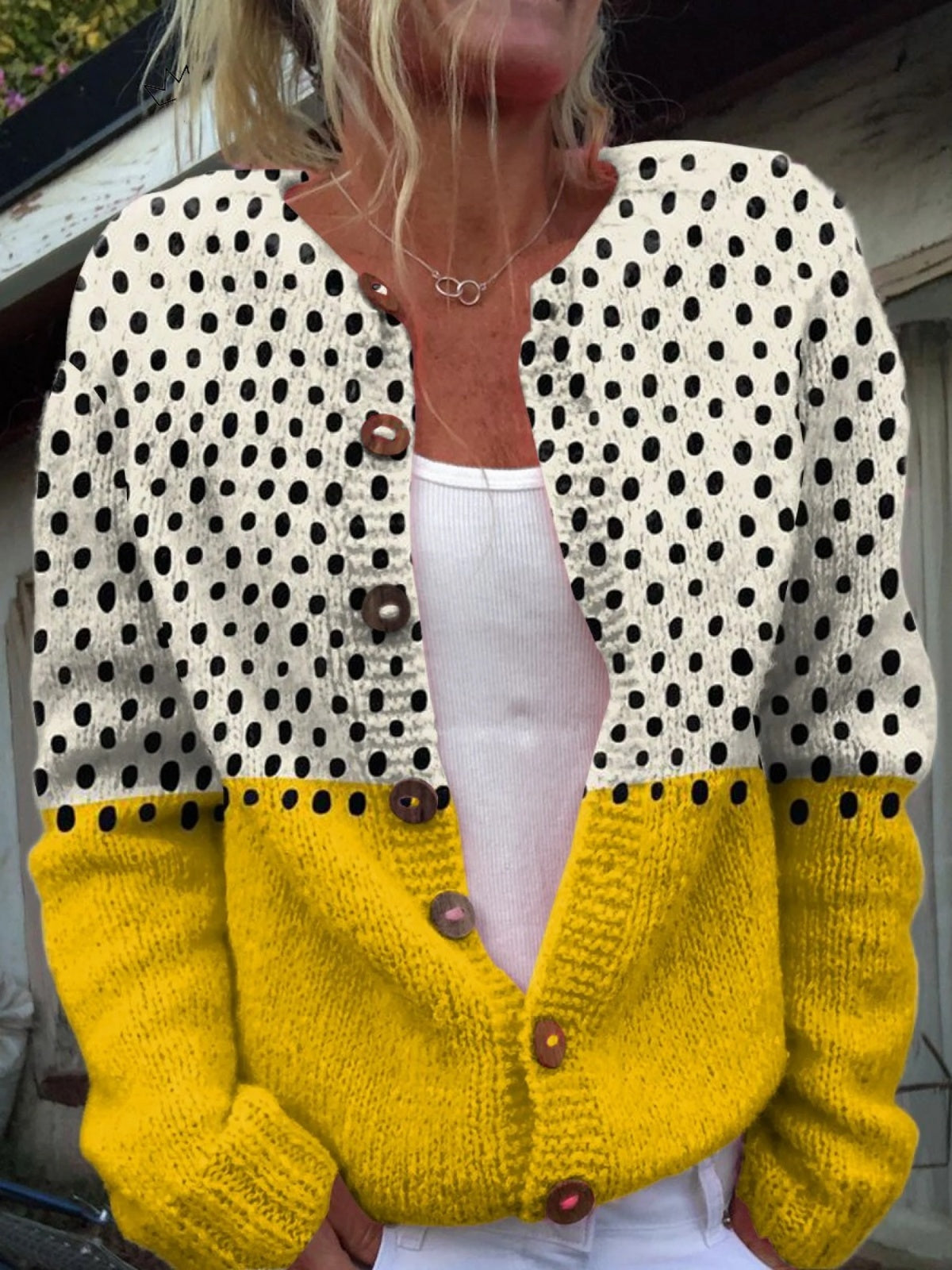 Manuela | Casaco de Malha Estampado Mulher Botões Florais