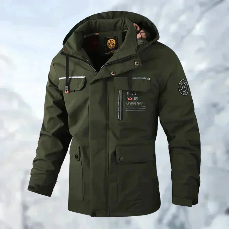 Martim | Parka Impermeável Homem com Capuz Múltiplos Bolsos