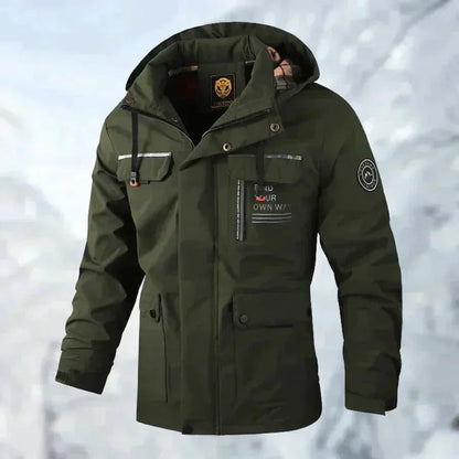 Martim | Parka Impermeável Homem com Capuz Múltiplos Bolsos