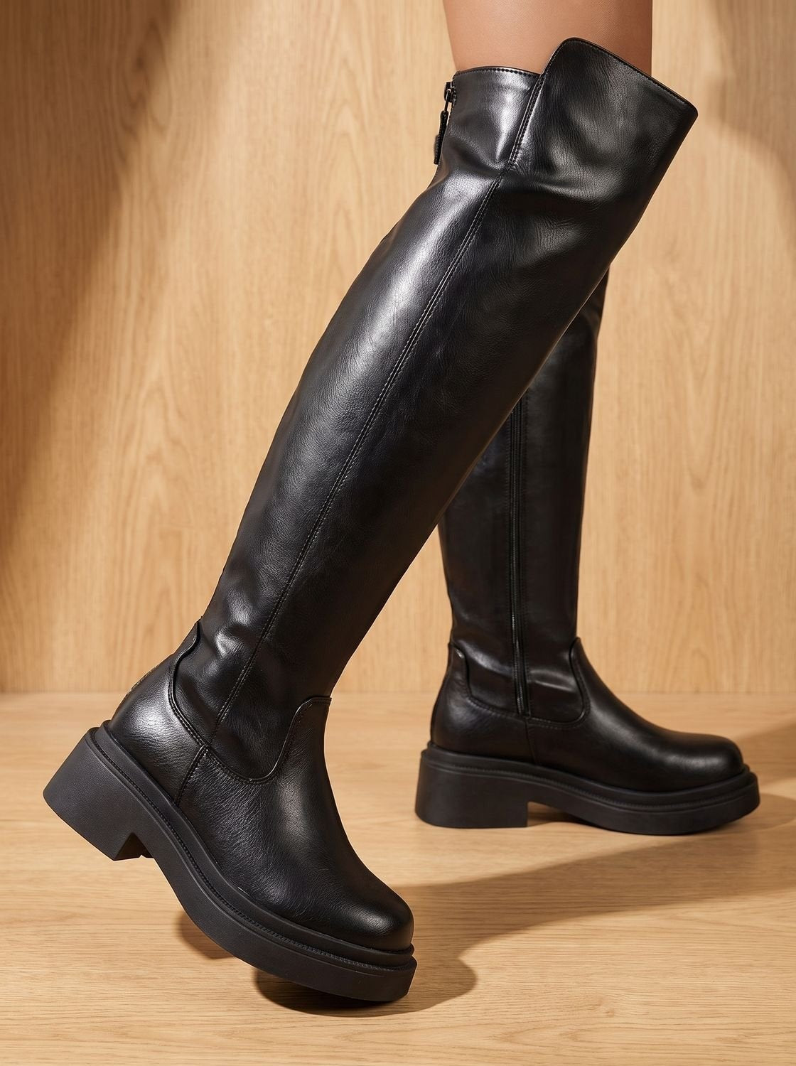 Matilde | Botas Overknee Mulher Cano Alto Sola Plana Fecho Lateral