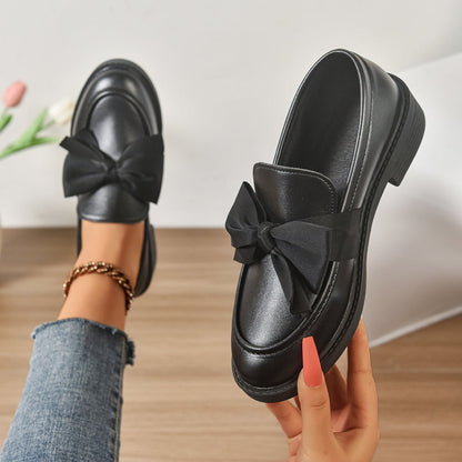 Patrícia | Loafers de Verniz Mulher com Laço
