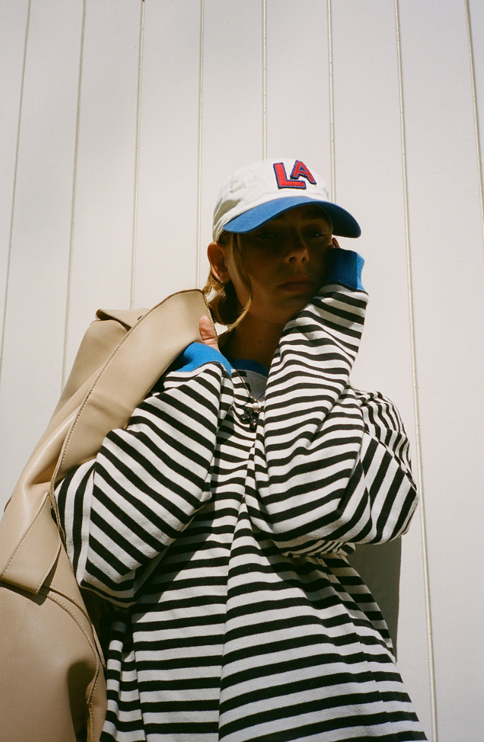 Patrícia | Sweatshirt Oversized Listada Mulher Ombros Caídos