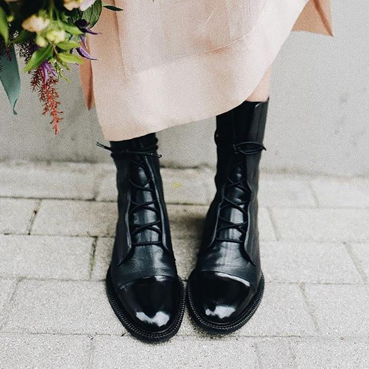 Sara | Botas Militares Mulher de Couro com Atacadores