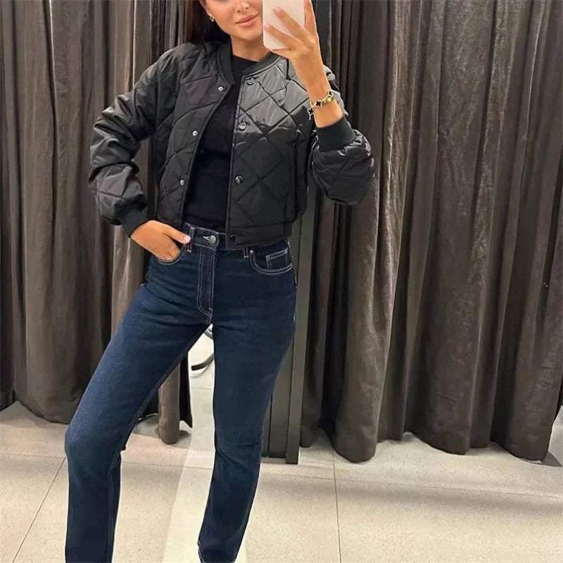 Sara | Casaco Bomber Acolchoado Mulher Gola Canelada