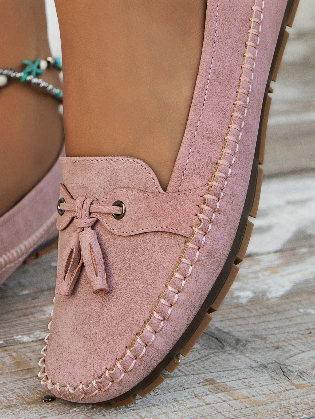 Sílvia | Mocassins de Camurça Mulher com Franja Bico Redondo