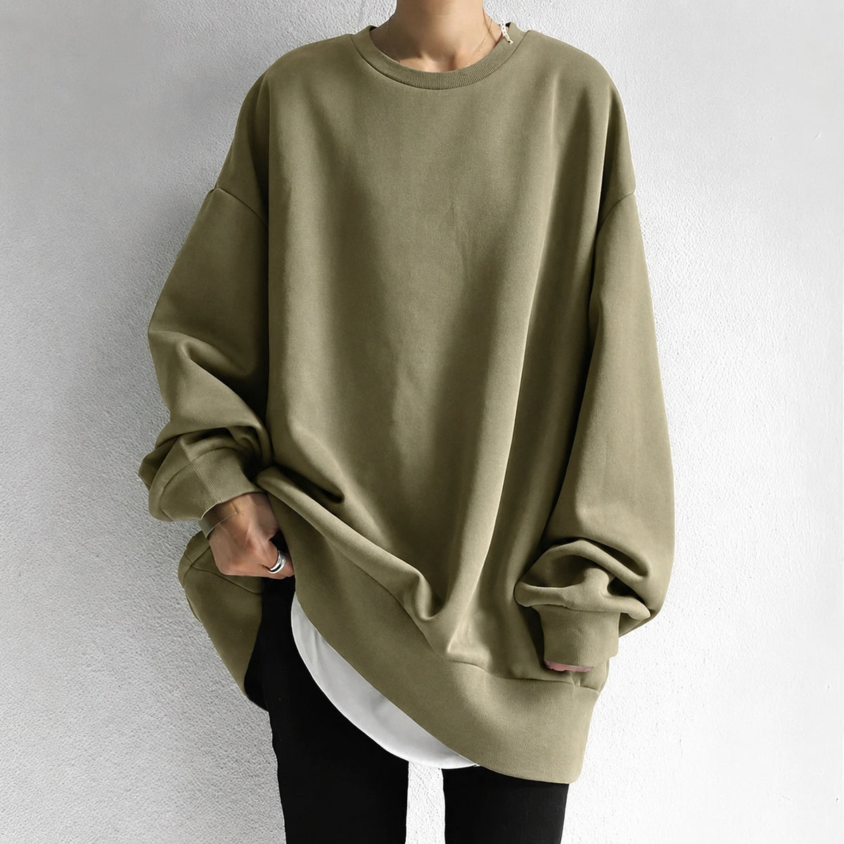 Sofia | Camisola Oversize Mulher Gola Redonda Manga Longa