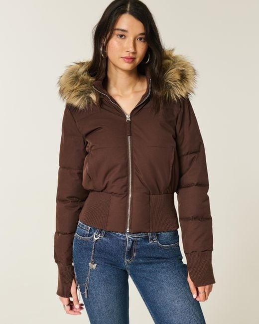 Sofia | Casaco Acolchoado Puffer Cropped Mulher com Capuz Pelo